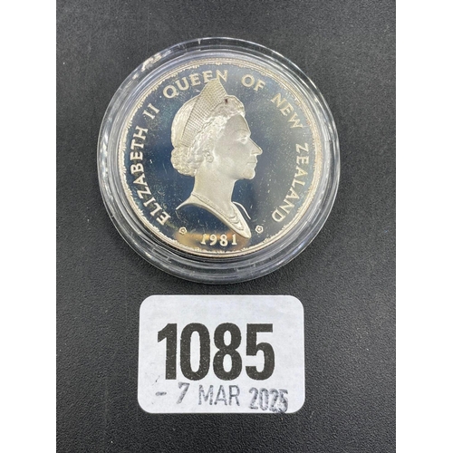 1085 - New Zealand proof silver dollar 1981