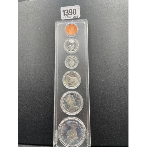 1390 - A Canada 1867 - 1967b plastic proof 6 coin set