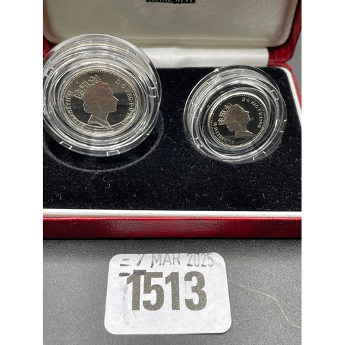 1513 - Proof silver 5p 2 coin set 1990