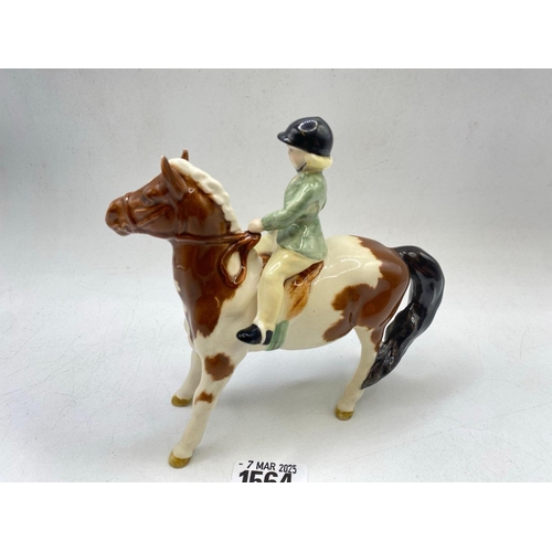 1564 - A Beswick young lady on a pony, 6