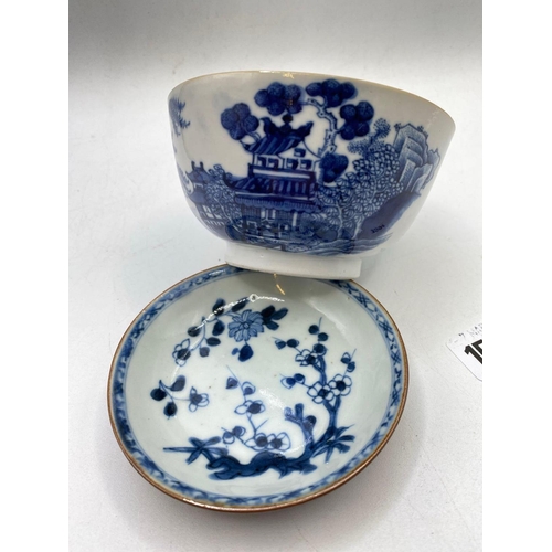 1594 - Small Blue & White Saucers Dish 4inch dia, & Blue & White Bowl