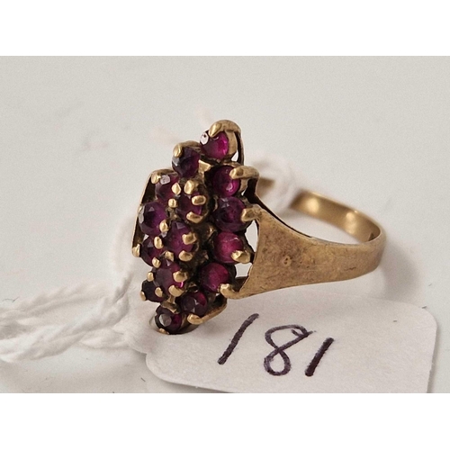 181 - A garnet marquise shaped ring 9ct size  O 2.8 gms