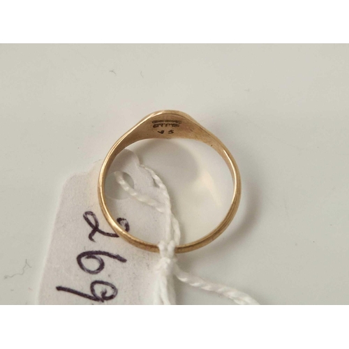 269 - A signet ring 9ct size L 1.6 gms