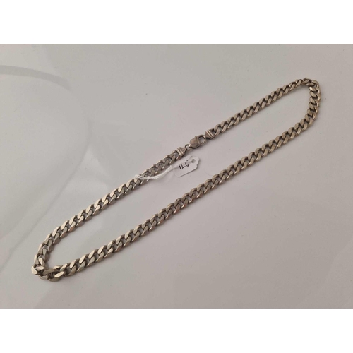 271 - A heavy silver curb link neck chain 24 inch 87 gms