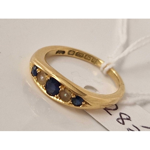 285 - A SAPPHIRE AND PEARL RING 18CT GOLD SIZE P 5.8 GMS