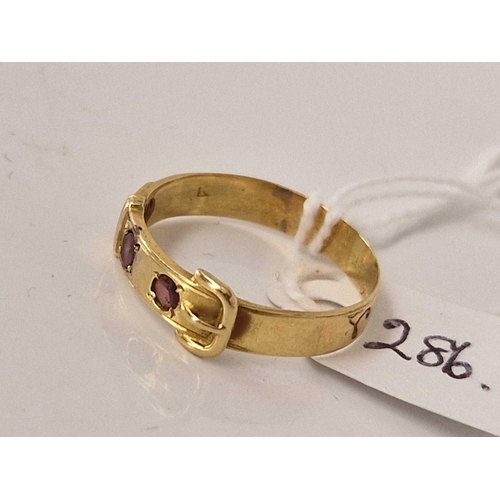 286 - A buckle ring 15ct gold size R 2.6 gms