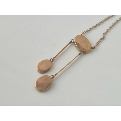 314 - A rose gold and foil backed necklace 16 inch 2.8 gms