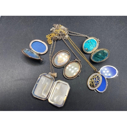 403 - Five silver vintage pendant necklaces