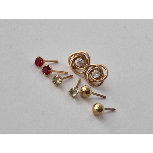 434 - Four pairs of ear studs 9ct