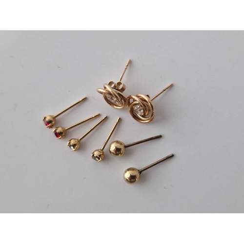 434 - Four pairs of ear studs 9ct