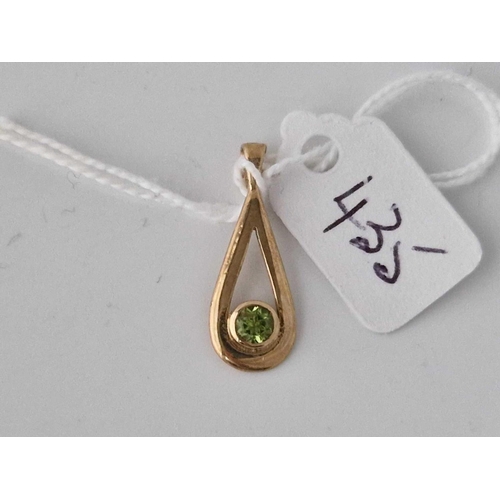 435 - A peridot pendant 9ct 1.2 gms