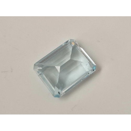 503 - A oblong blue topaz stone 3.8 gms