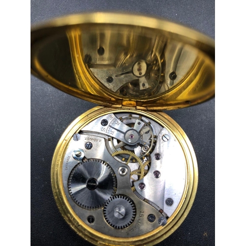 652 - A clean gilt gents pocket watch with seconds dial W/O