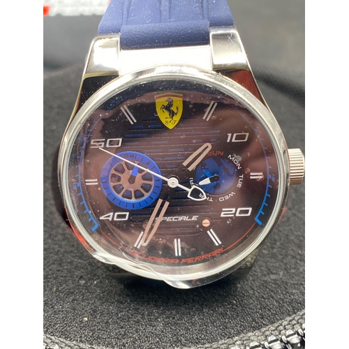 677 - A gents FERRARI speciale wrist watch with seconds sweep in original box