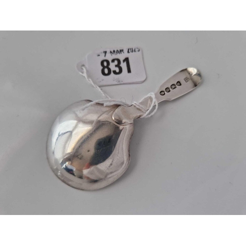 831 - A William IV caddy spoon fiddle pattern, London 1836 by JAS AS