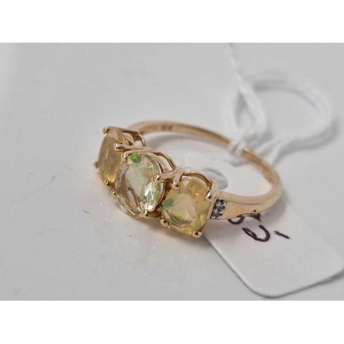 85 - A three stone opal ring 9ct size q 2.3 gms