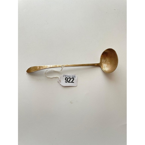 Lot 922       