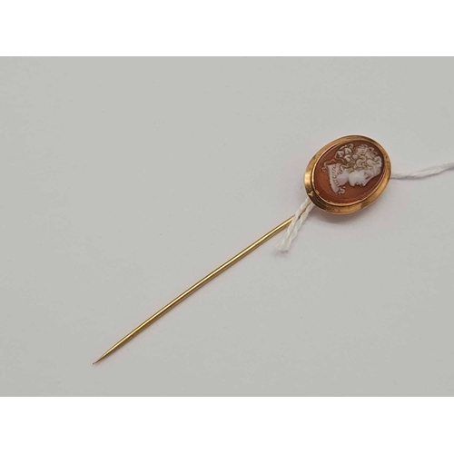 33 - A 19th century cameo stick pin 18ct gold 3.3 gms boxed