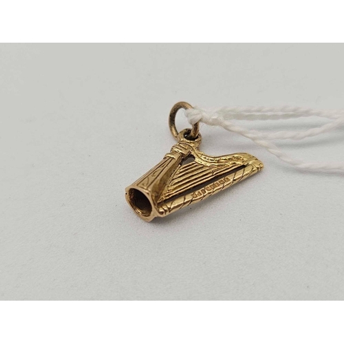 38 - A Irish harp fob 9ct 1.7 gms