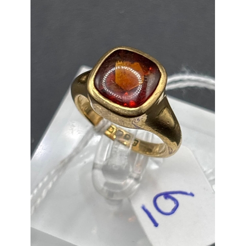 6 - A HEAVY GENTS ANTIQUE SIGNET RING 18CT GOLD SIZE L 10.6 GMS