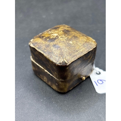 6 - A HEAVY GENTS ANTIQUE SIGNET RING 18CT GOLD SIZE L 10.6 GMS