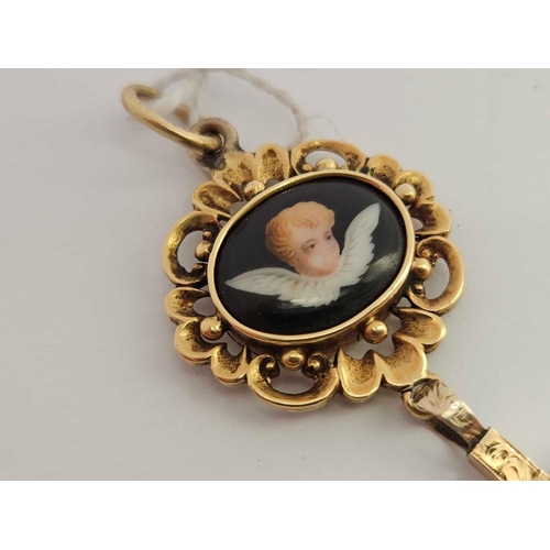 17 - A 19TH CENTURY CHERUB MOURNING PENDANT WITH ENAMEL, 15ct, 5.6G