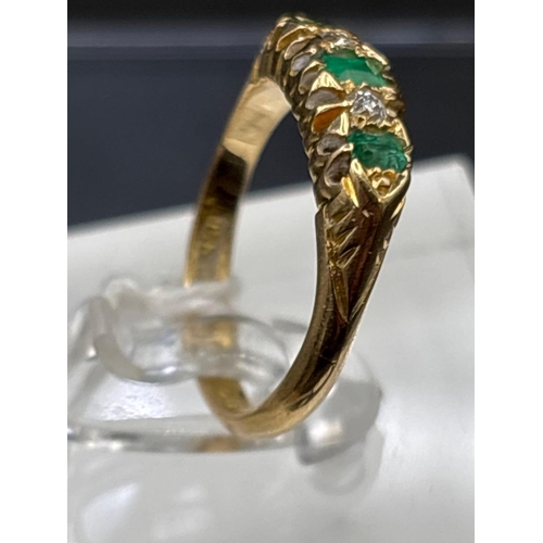 27 - Antique Emerald and diamond 5 stone ring, hallmarked Birmingham 1917, size M