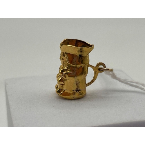 47 - A Toby jug charm 9ct 2.0g