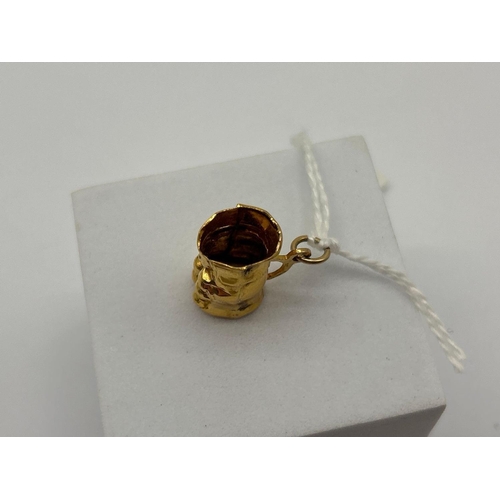 47 - A Toby jug charm 9ct 2.0g