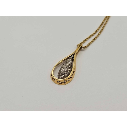 98 - A DIAMOND PENDANT NECKLACE 18CT 17.5 INCHES 10G