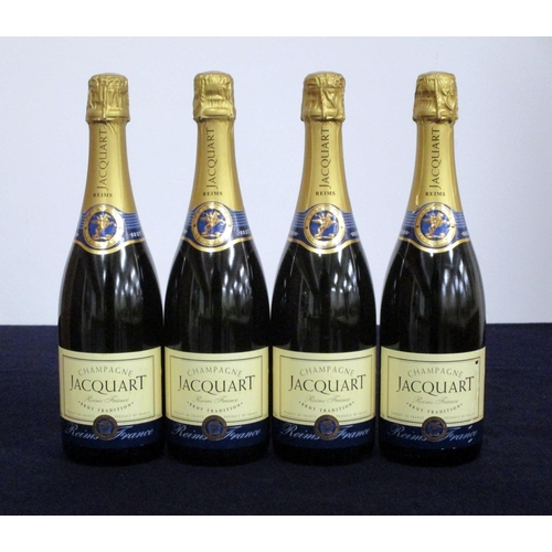 24 - 4 bts Jacquart Brut Tradition Champagne NV