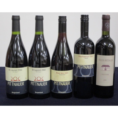 559 - v 2 bts Pittnauer St-Laurent Alte Reben 2002 i.n 1 bt Pittnauer Pinot Noir Fuchsenfeld 2004 hf/i.n, ... 