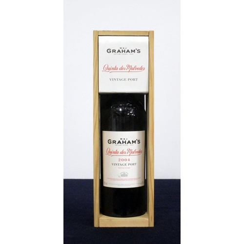 697 - 1 bt Grahams Quinta Dos Malvedos 2004 Vintage Port owc