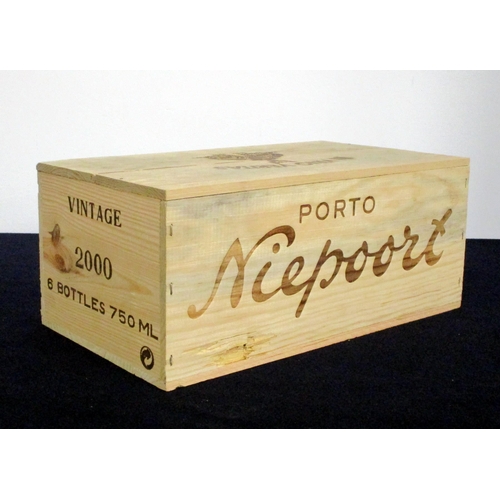 850 - 6 bts Niepoort 2000 Vintage Port owc