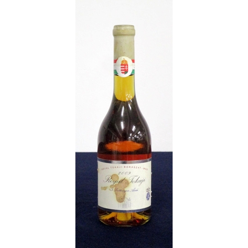 110 - 1 50-cl bt Royal Tokaji Aszu 2009 5 putts stl