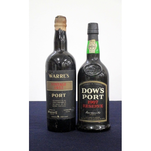 402 - 1 bt Warres 1952 Vintage Port damage to wax capsule 1 bt Dows 1967 Reserve Port Above two bottles