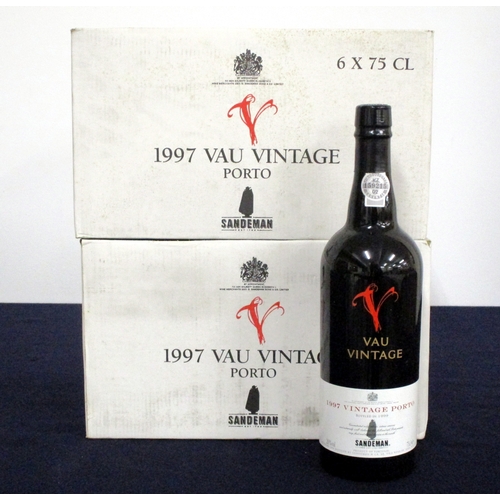 472 - 12 bts Sandeman Vau Vintage Port 1997 oc (2 x 6)