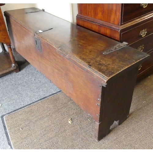 201 - A SUBSTANTIAL OAK COFFER