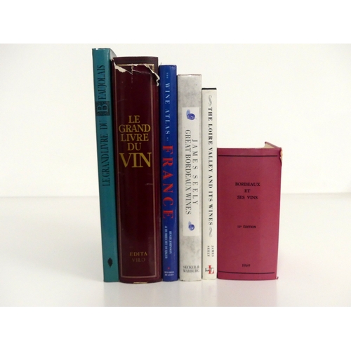 2 - A Selection of 6 Books: Bordeaux et ses Vins, Feirret et Fils, Bordeaux 1969 Le Grand Livre du Vin, ... 