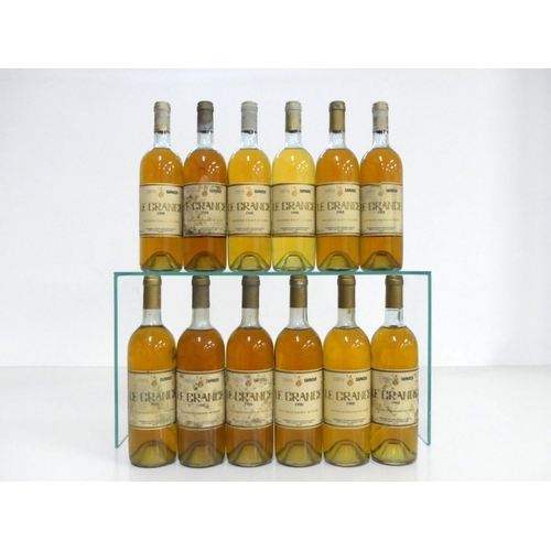 236 - 12 bts Tenuta Carparzo Le Grance Vino Bianco 1988 Toscana da Tavola 10 us, 2 ms/us, sl bs, sl cdl, s... 