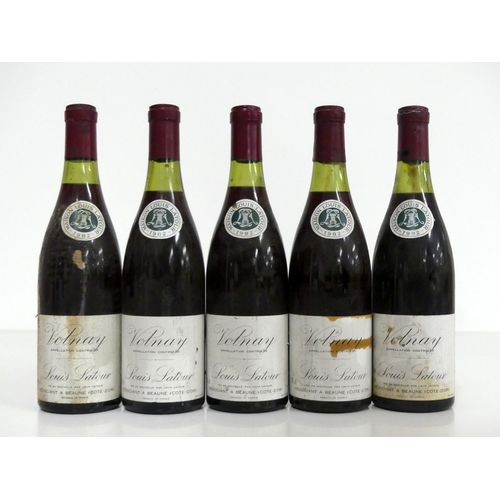 112 - 5 bts Volnay 1982 Louis Latour 1 ts, 1 us/ts, 2 us, 1 us/ms, bs, stl, sl foil damage