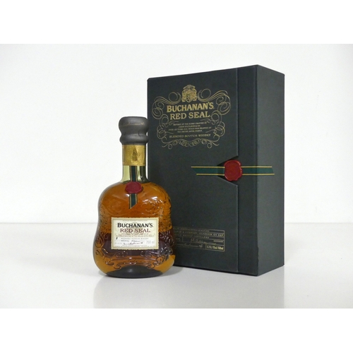 72 - 1 75-cl bt Buchanan's Red Seal Blended Scotch Whisky Blend N° MR7E05 40% in presentation case