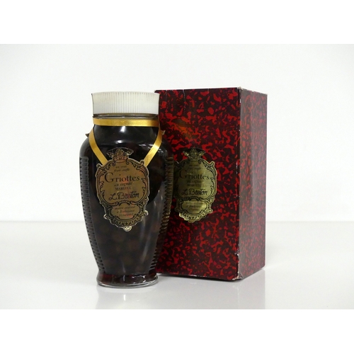 96 - 1 1.2 litre bt Griottes Au Cognac Martell oc L Breton