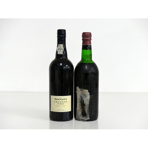 1071 - 1 bt Grahams Crusted Port bottled 1998 1 Unknown bottle believed Vintage Port Above 2 bottles