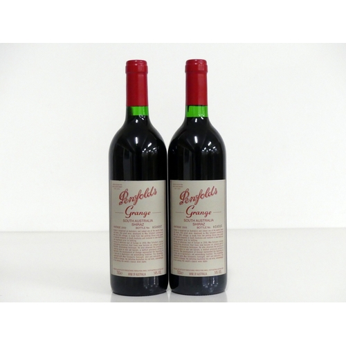 1084 - 2 bt Penfolds Grange Shiraz 1999 i.n, vts,