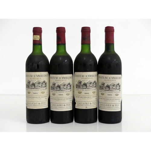 136 - 4 bts Ch. d'Angludet 1983 Cantenac (Margaux) Cru Bourgeois Exceptionnel  2 us, 2 ms, bs