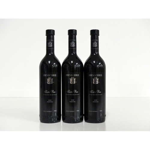 68 - 3 bts Henschke Tappa Pass Vineyard Selection Shiraz 2018  Barossa