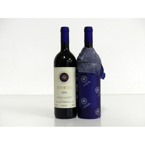 887 - 2 bts Sassicaia Tenuta San Guido 2010  Bolgheri   hf/i.n, OT