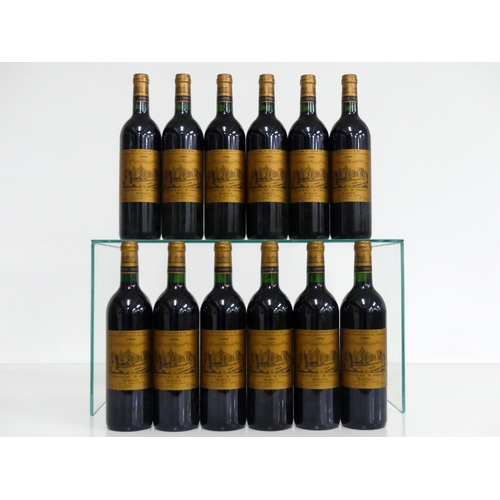 371 - 12 bts Ch. d'Issan  1996 owc Margaux Grand Cru Classé 5 hf/i.n, 7 i.n