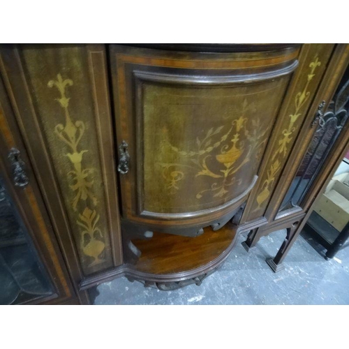 1186 - Late Victorian/early Edwardian glazed display cabinet with multi-mirror panel back above the assorte... 